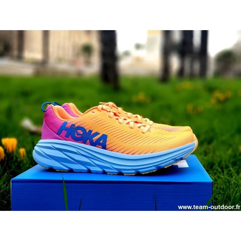 HOKA Rincon 3 Femme Mock Orange / Cyclamen 4 HOKA Rincon 3 Femme Mock Orange / Cyclamen – Image 2